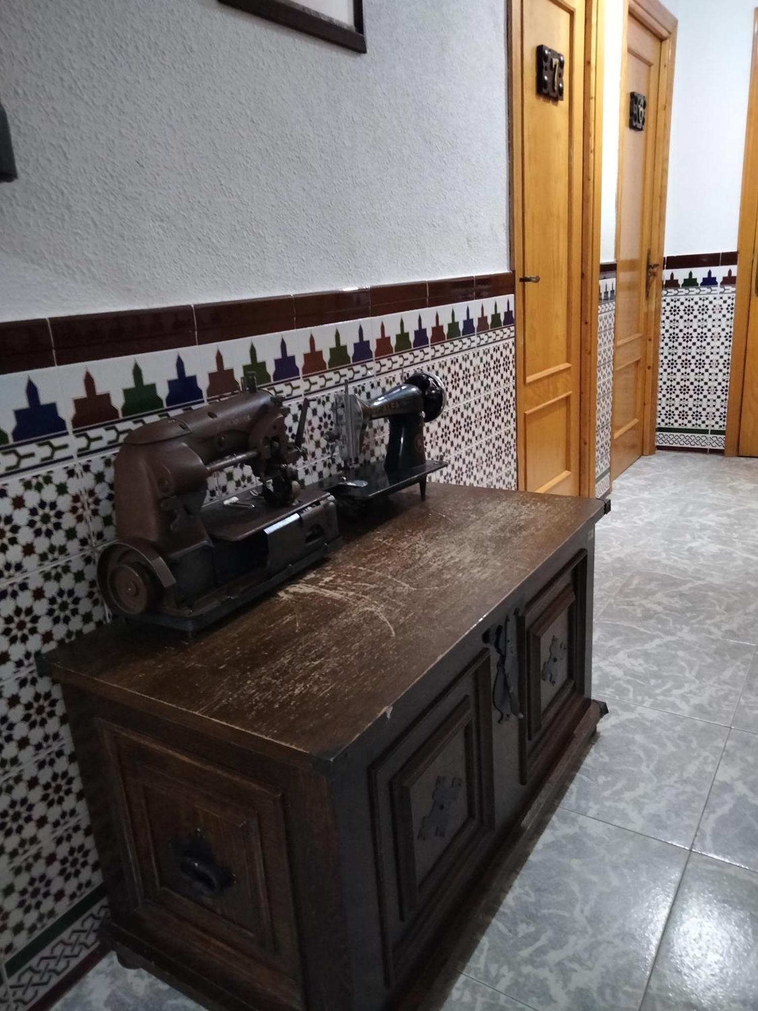 Hostal Restaurante El Labrador Talavera de la Reina Ngoại thất bức ảnh